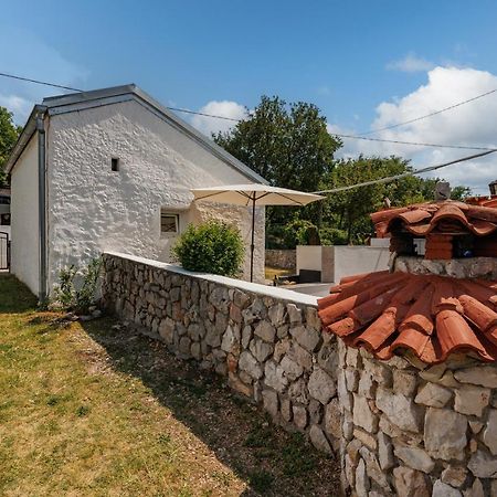 Charming Studio With Hot Tube, Terrace, Barbecue And Garden Kraljevica Esterno foto